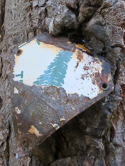 PCT sign from before the 1978 reroute