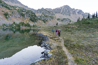 Snowgrass Mountain above Grace Lake